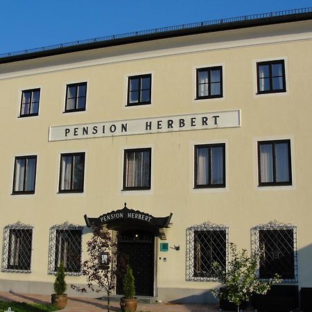 Hotel Pension Herbert Salzburg Exteriör bild