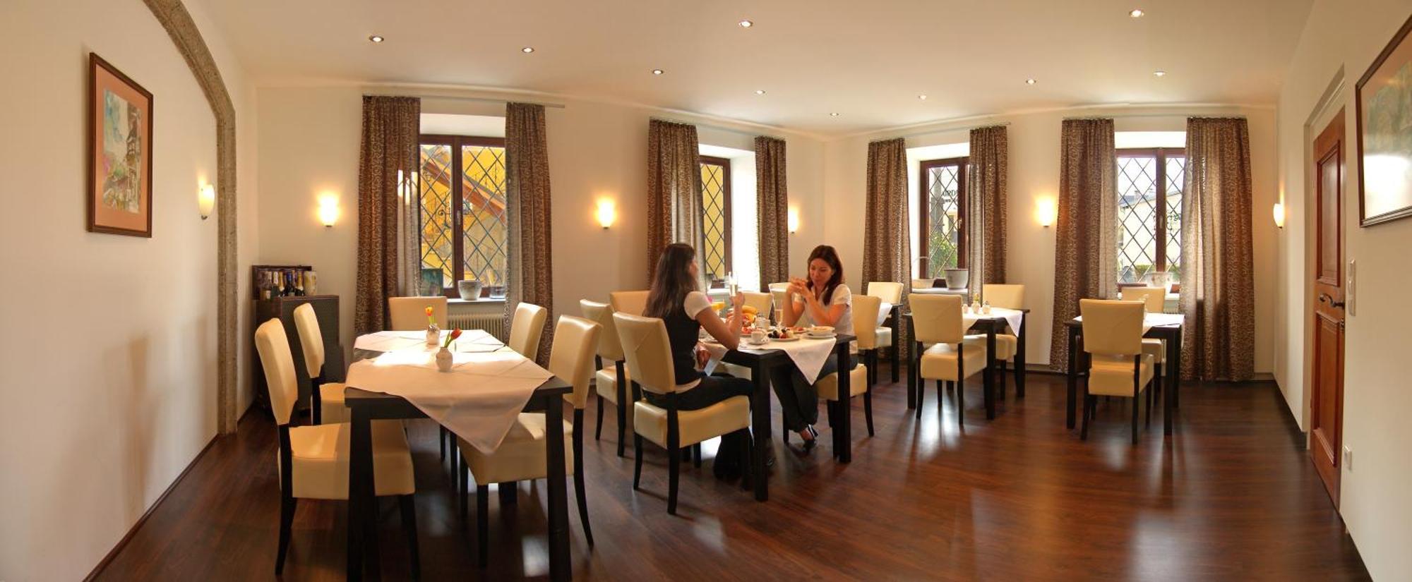 Hotel Pension Herbert Salzburg Exteriör bild